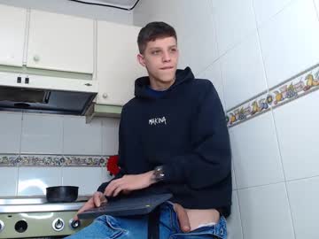 Watch Adam live webcam Adam live webcam