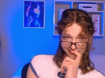 Watch dann_foxy live webcam dann_foxy live webcam