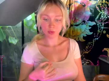 Watch D live webcam D live webcam