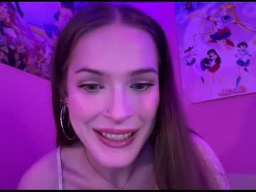 fawnlakee🤍🦢 live webcam