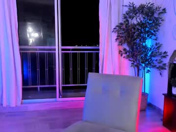 Watch Julyane live webcam Julyane live webcam