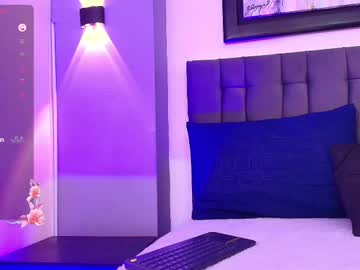 Watch Ivvy_rousse 💕 live webcam Ivvy_rousse 💕 live webcam
