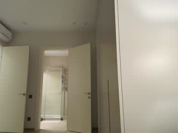 milla_bella live webcam