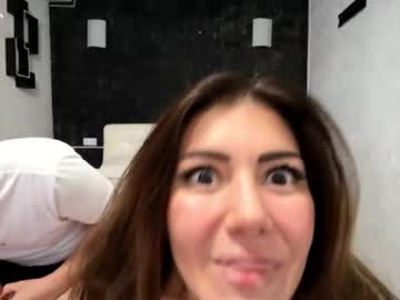 We are Mishel and Kai live webcam