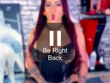 Miss Nicole live webcam