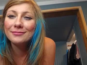 Aurora Wolfe ( @Shy_College_Girl ) Top 16% of all OF Creators live webcam